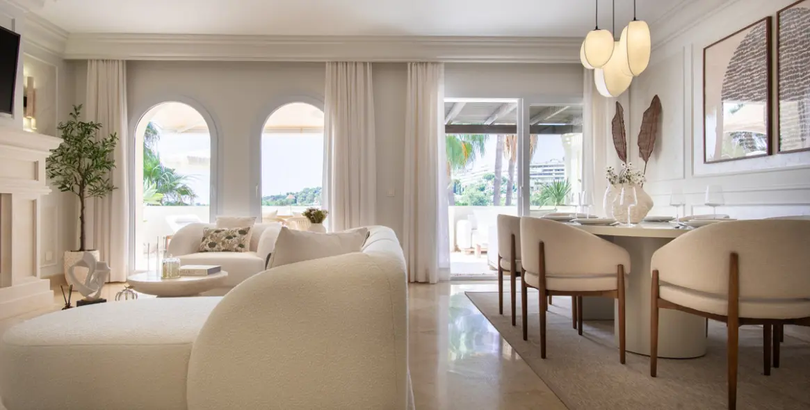 Sale of penthouse duplex in Nueva Andalucía 8