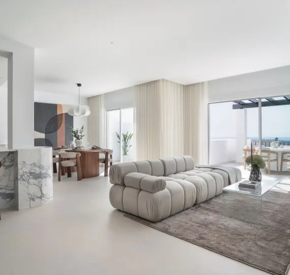 Продажа двухуровневого пентхауса в Nueva Andalucía