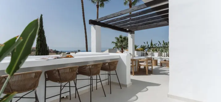 Sale of penthouse duplex in Nueva Andalucía 1