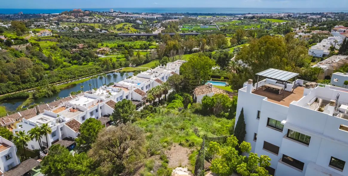 Sale of residential plot in Benahavís (district Benahavís) 8