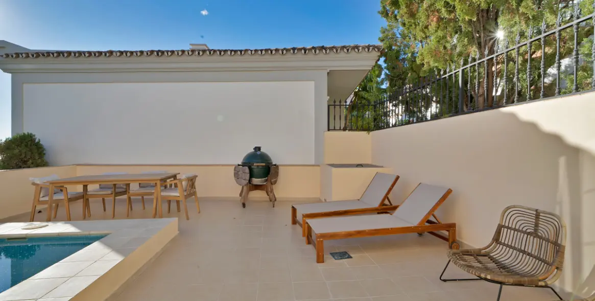 Sale of townhouse in Marbella (district Marbella) 4