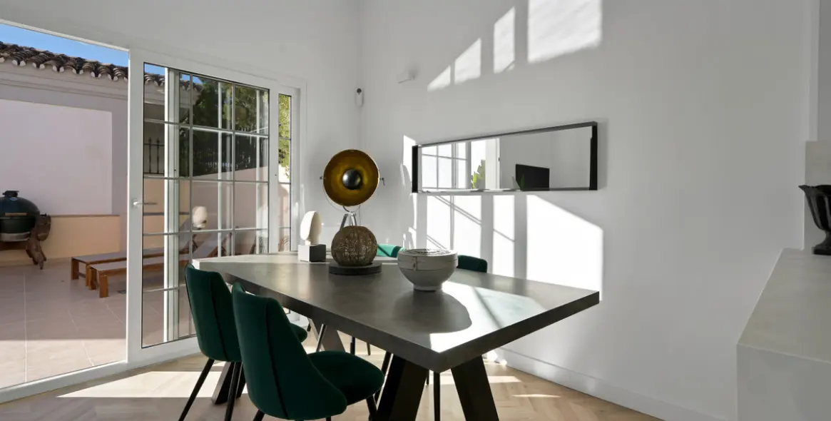 Sale of townhouse in Marbella (district Marbella) 5