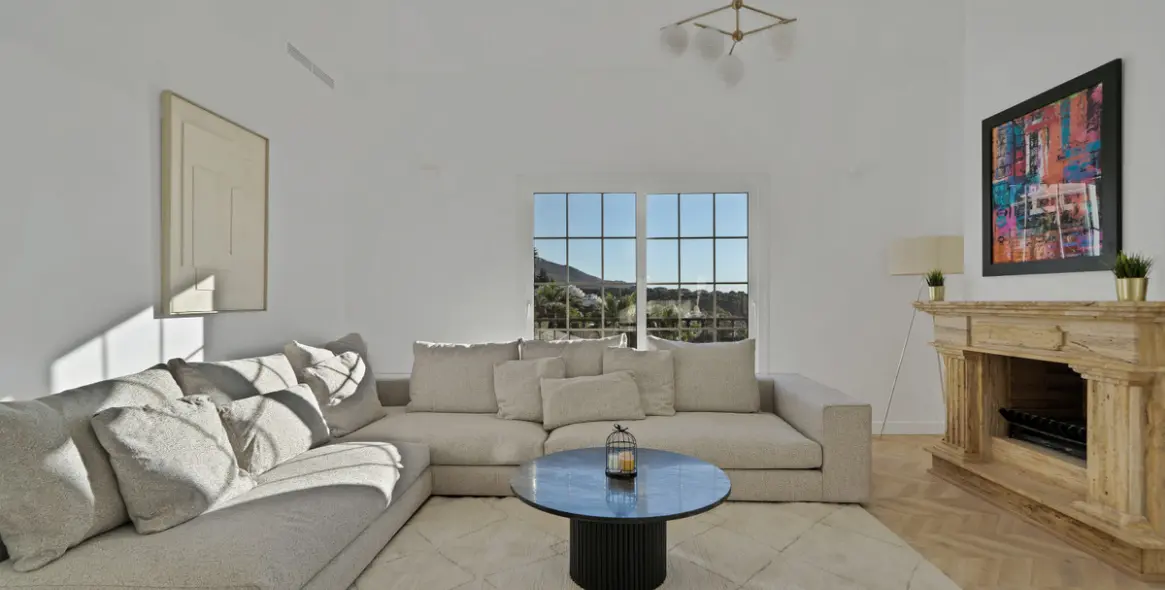 Sale of townhouse in Marbella (district Marbella) 6