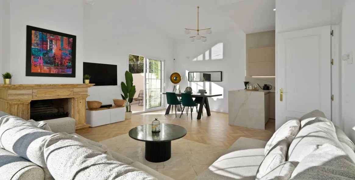 Sale of townhouse in Marbella (district Marbella) 7