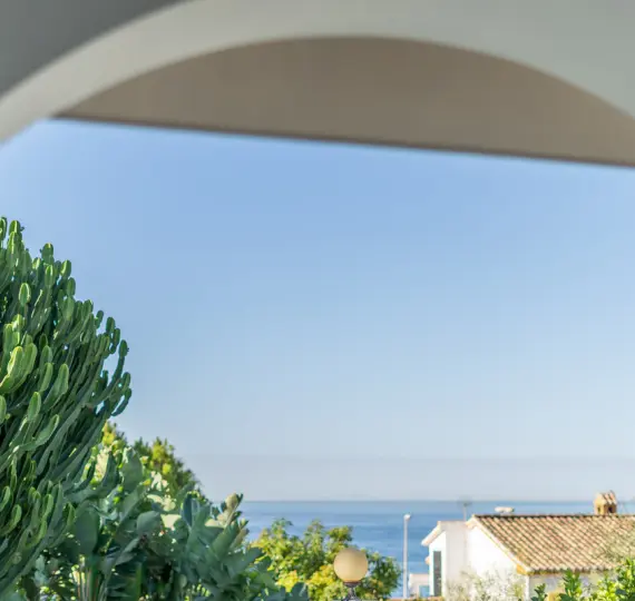 Продажа  отдельно стоящей виллы в Marbella