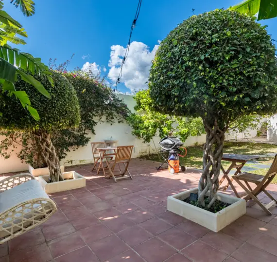 Продажа  отдельно стоящей виллы в Marbella