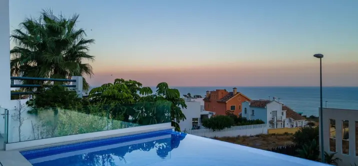 Продажа  отдельно стоящей виллы в Benalmadena Costa 4