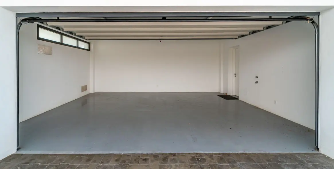 Продажа  отдельно стоящей виллы в Benalmadena Costa 25