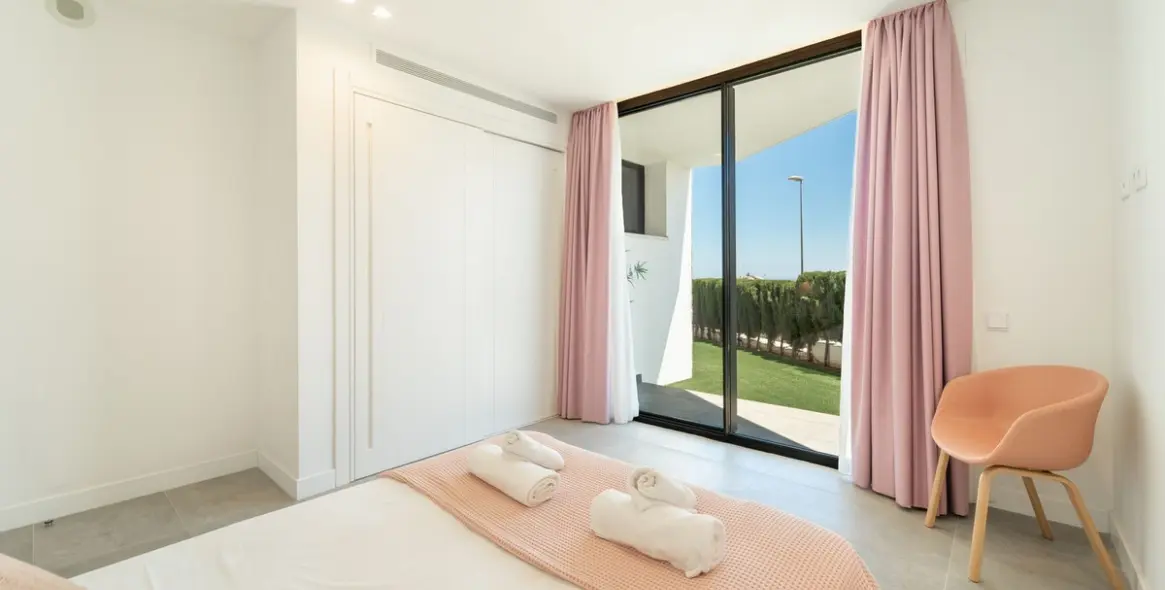 Продажа  отдельно стоящей виллы в Benalmadena Costa 33