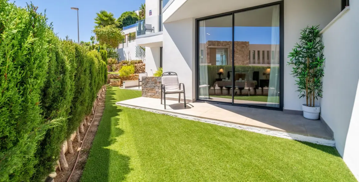 Продажа  отдельно стоящей виллы в Benalmadena Costa 34