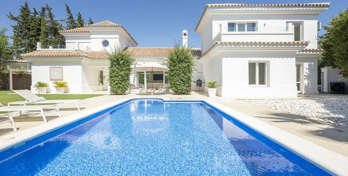 Venta de villa independiente en Sotogrande Costa 3