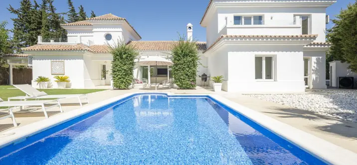 Venta de villa independiente en Sotogrande Costa 2