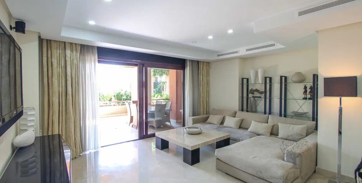 Продажа апартаментов на первом этаже в Puerto Banús 4