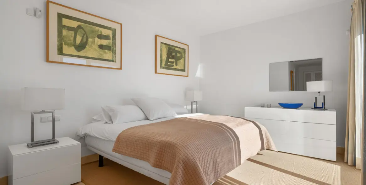 Продажа двухуровневого пентхауса в Nueva Andalucía 17