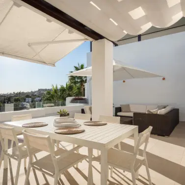 Venta de ático dúplex en Nueva Andalucía