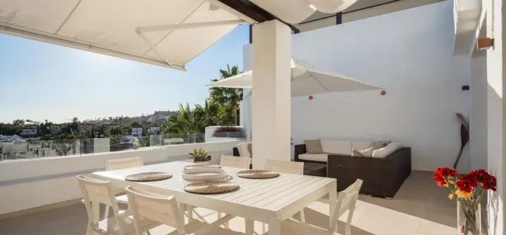 Venta de ático dúplex en Nueva Andalucía 2