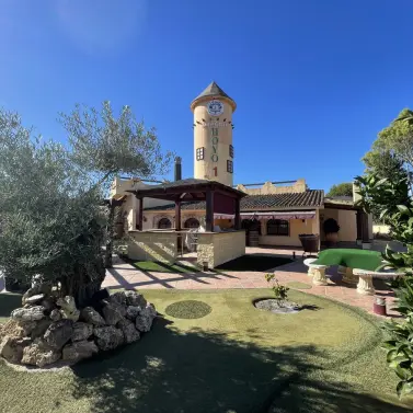 Sale of bar in El Paraiso