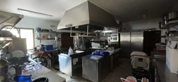 Sale of bar in El Paraiso 3