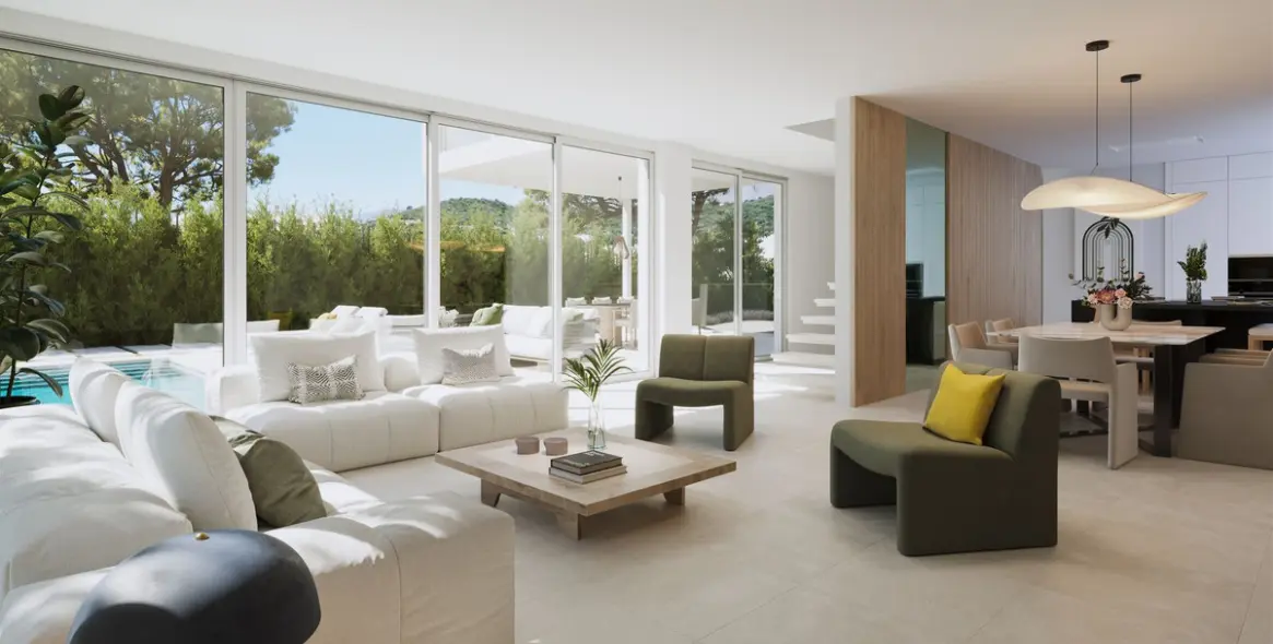 Sale of detached villa in Estepona 3