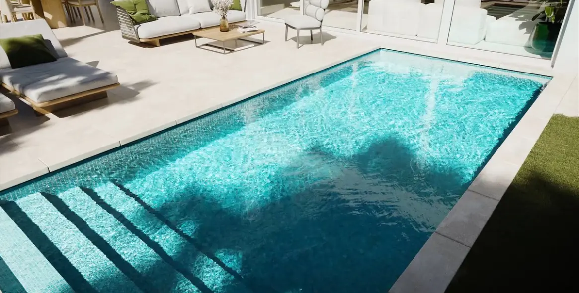 Sale of detached villa in Estepona 13