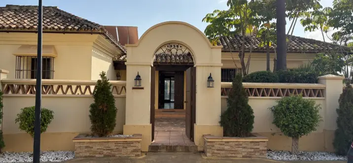 Oтдельно стоящая вилла R4880032 0