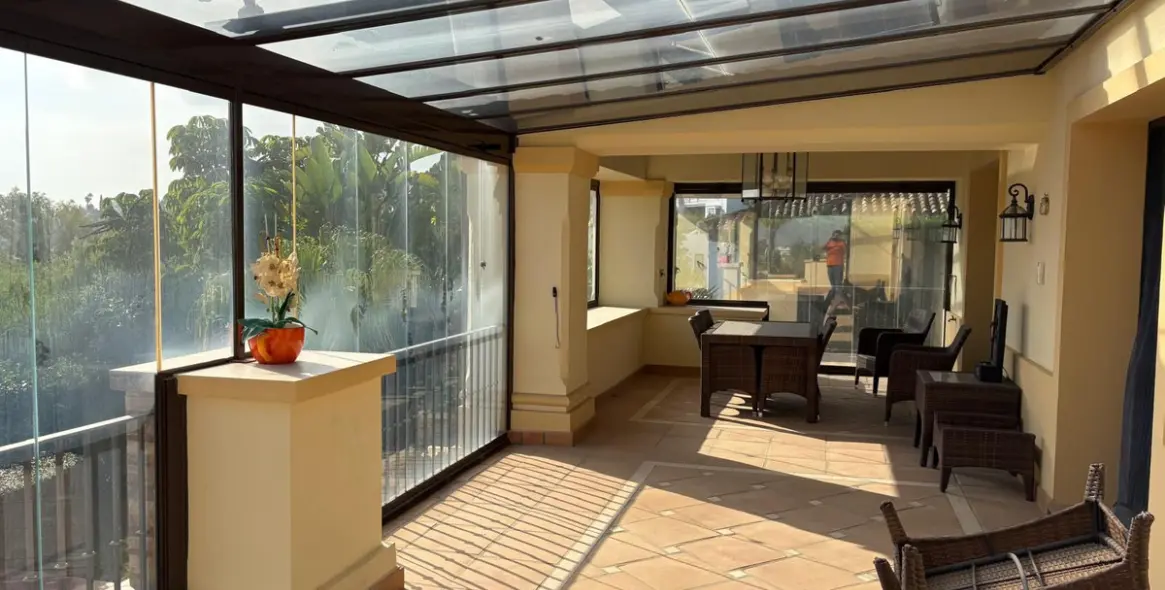 Продажа  отдельно стоящей виллы в Estepona (район El Paraiso) 8