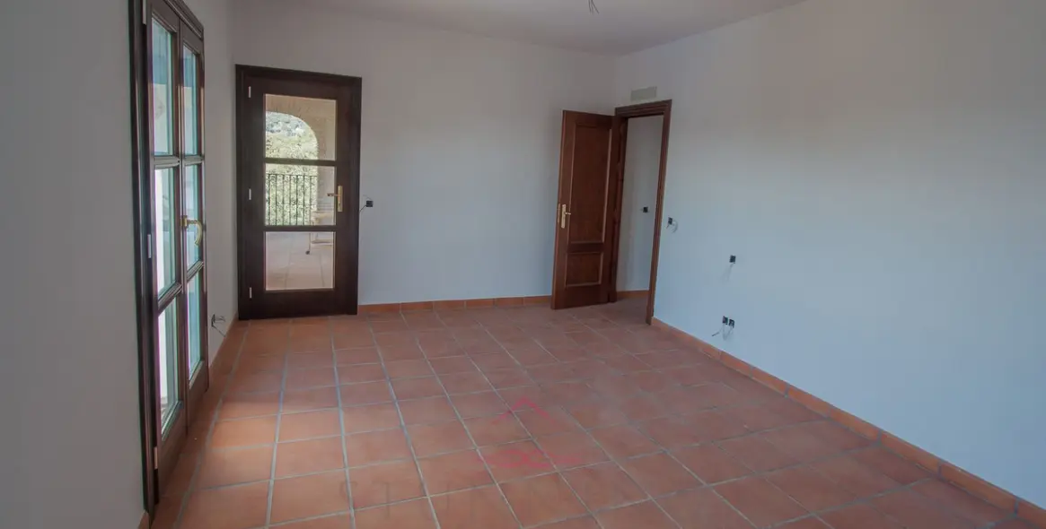 Venta de finca - cortijo en Casares 13