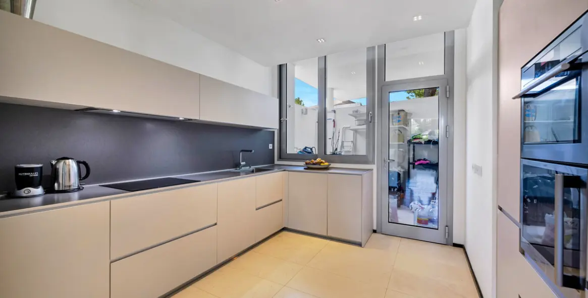 Sale of townhouse in Marbella (district The Golden Mile) 7