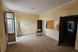 Image 2 thumb