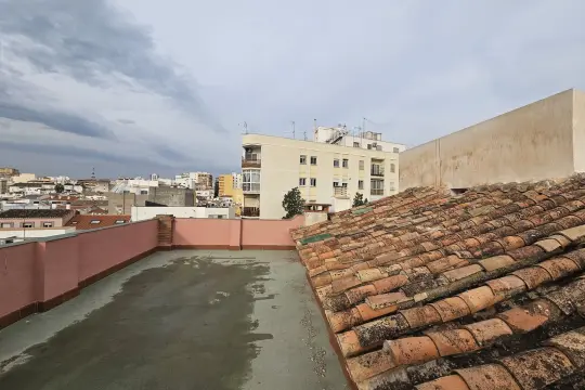 Image 6 thumb
