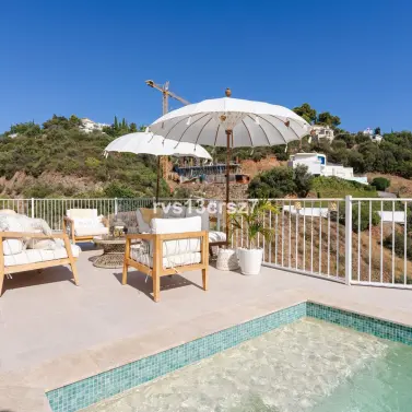 Venta de villa independiente en El Rosario