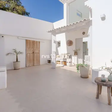 Venta de villa independiente en El Rosario