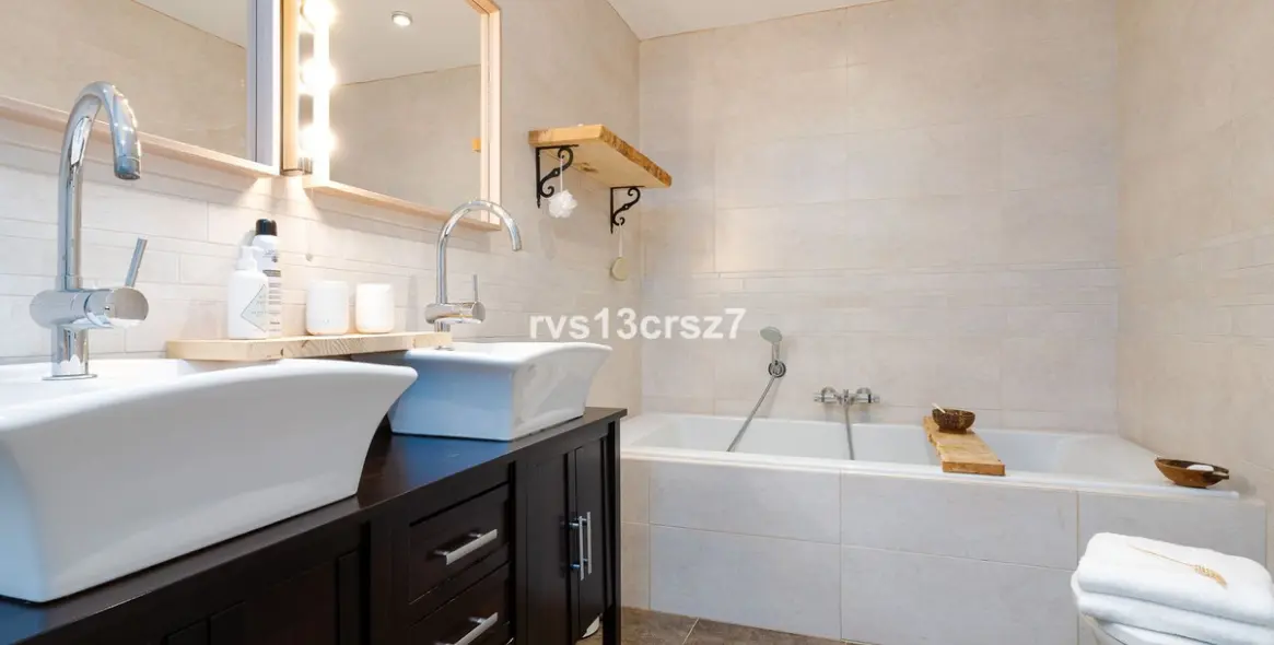 Venta de villa independiente en El Rosario 38