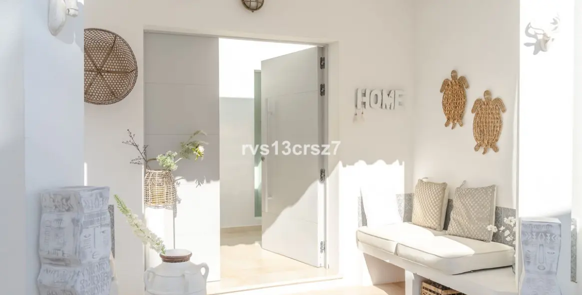 Venta de villa independiente en El Rosario 48