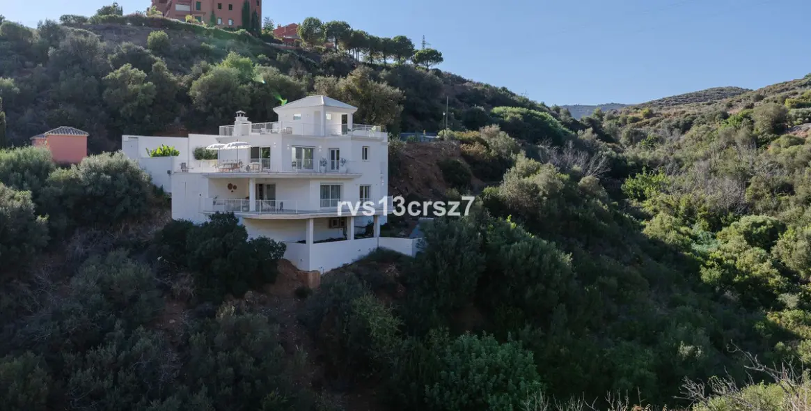 Venta de villa independiente en El Rosario 60