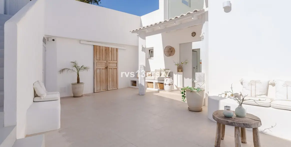 Venta de villa independiente en El Rosario 4