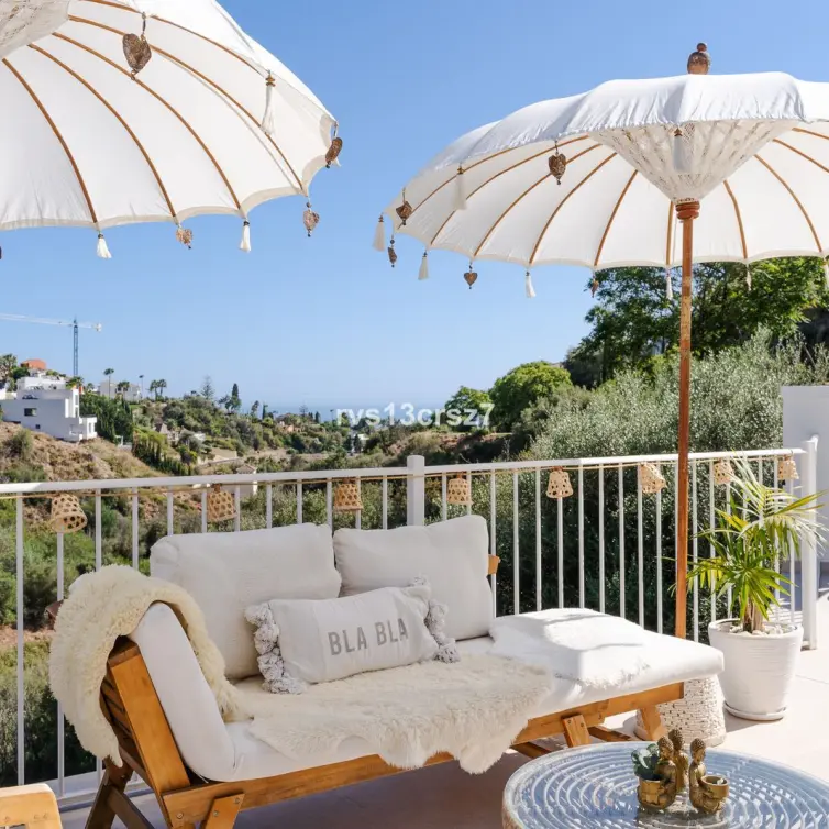 Sale of detached villa in El Rosario