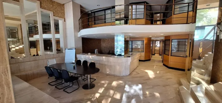 Sale of office in Marbella 0