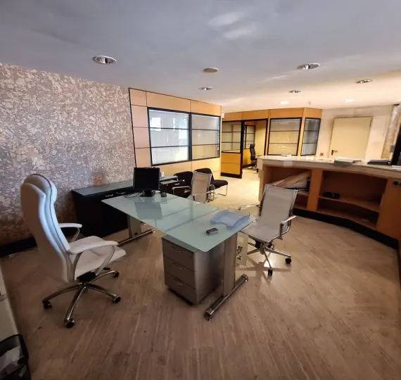 Sale of office in Marbella