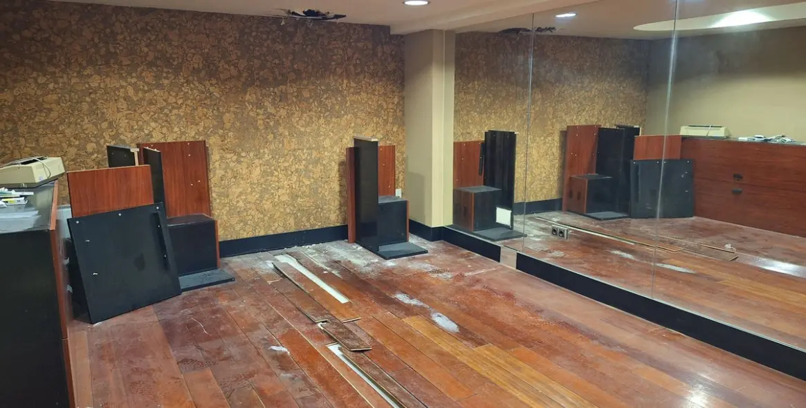 Sale of office in Marbella 11