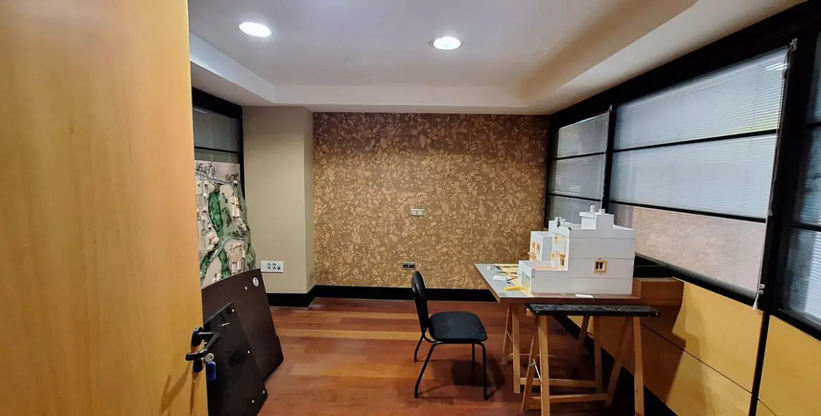 Sale of office in Marbella 13