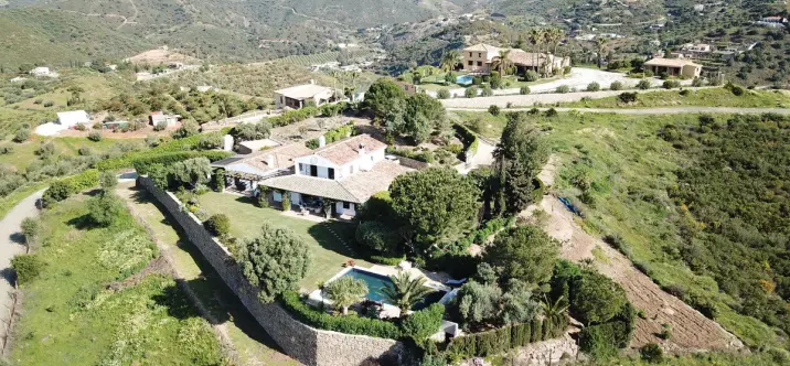 Продажа  отдельно стоящей виллы в La Cala de Mijas 2