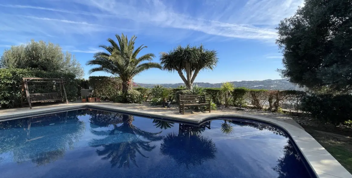 Продажа  отдельно стоящей виллы в La Cala de Mijas 17