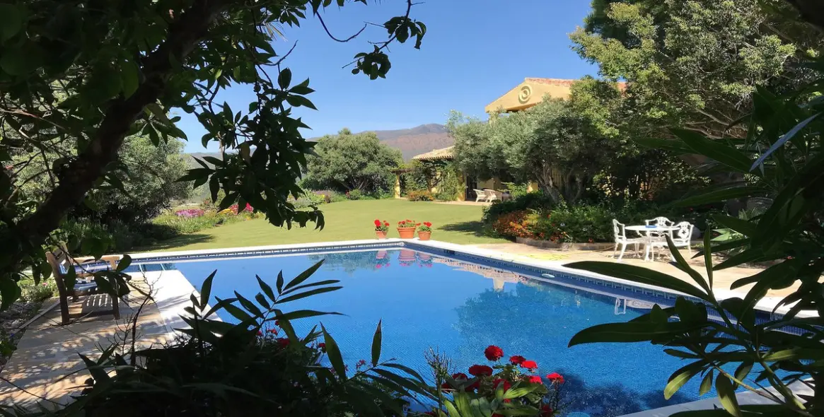 Продажа  отдельно стоящей виллы в La Cala de Mijas 18