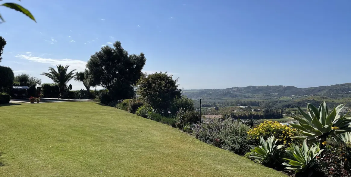 Продажа  отдельно стоящей виллы в La Cala de Mijas 20