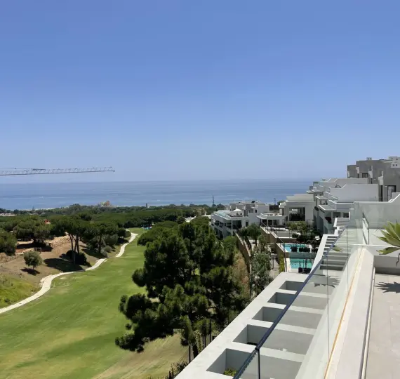 Продажа дома на две семьи в Cabopino