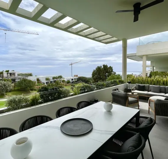 Продажа дома на две семьи в Cabopino