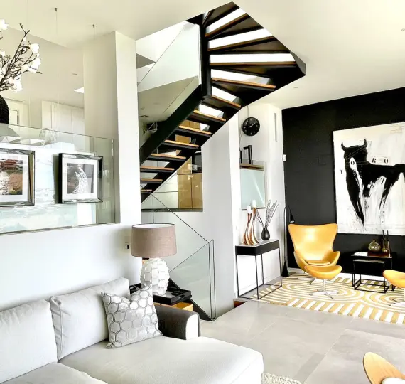 Продажа дома на две семьи в Cabopino