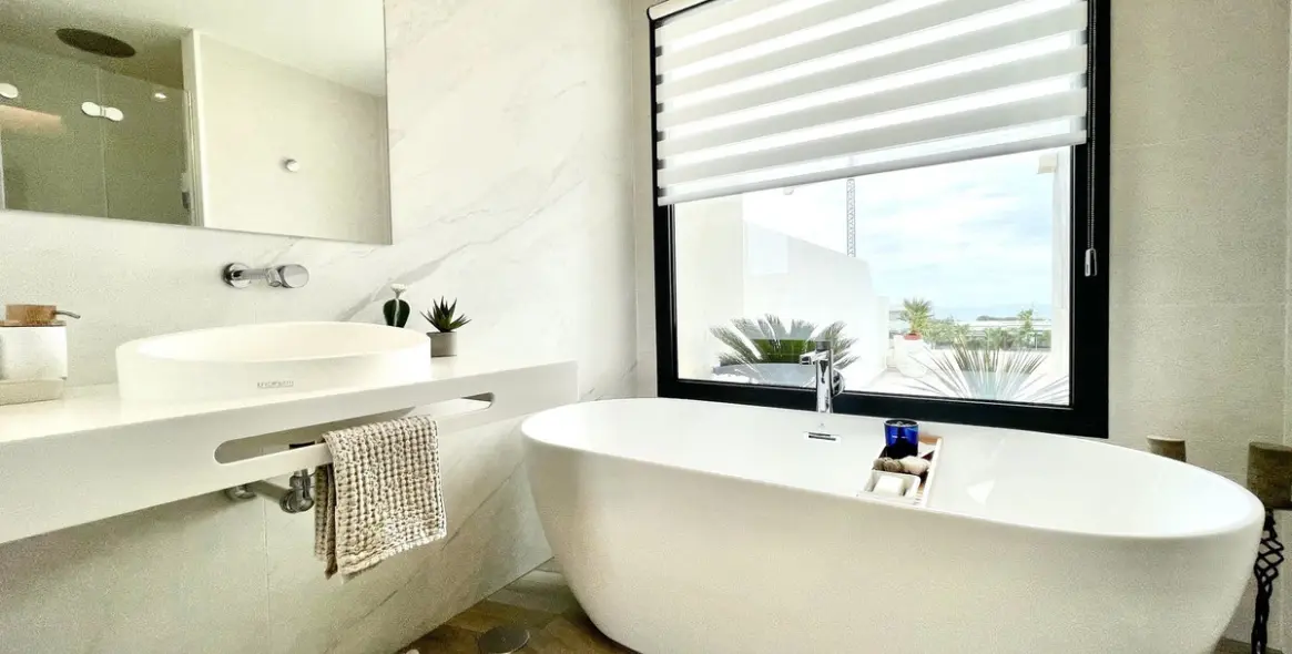 Продажа дома на две семьи в Cabopino 26