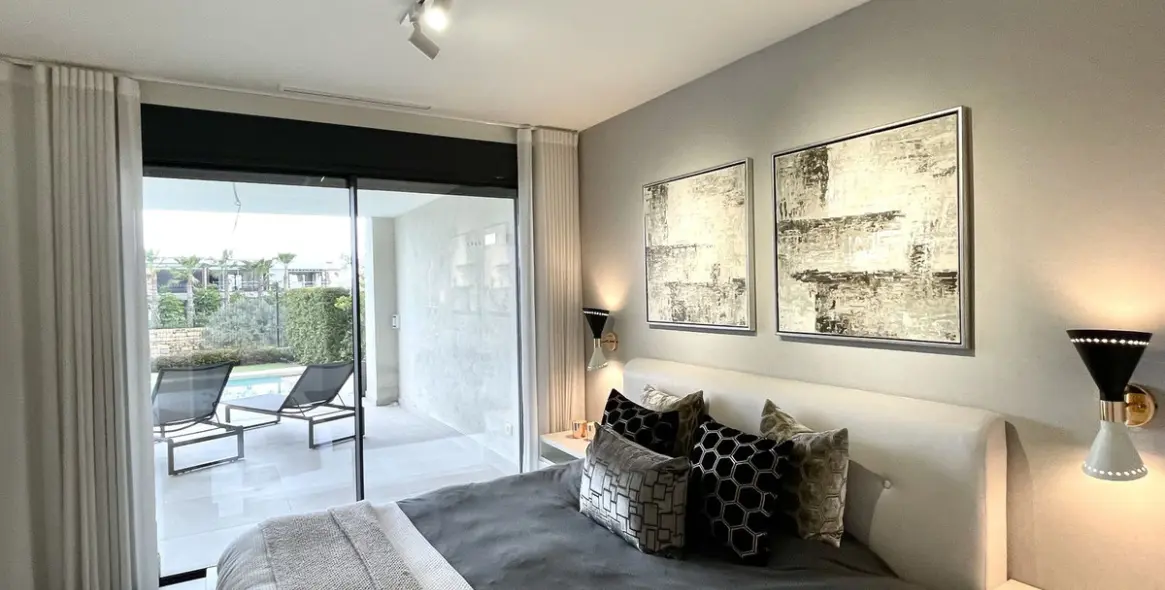 Продажа дома на две семьи в Cabopino 32